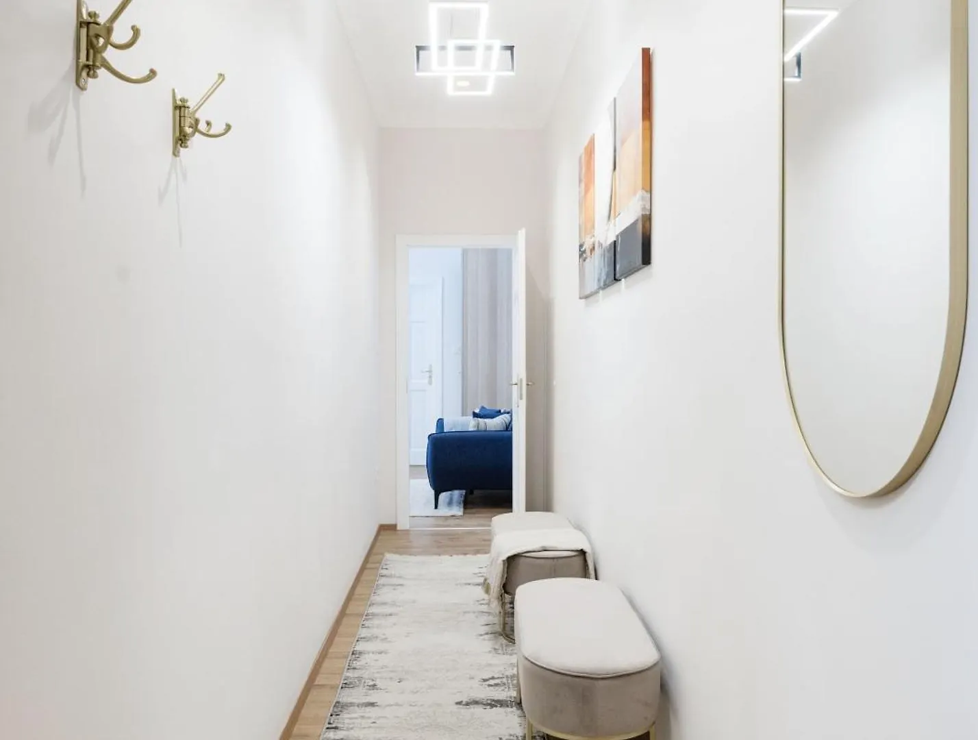 Sleek Downtown Living Apartment Budapest